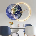 Horloge Murale LED Planète Terre XXL – Décoration Salon Salle à Manger Silencieuse - Vignette | La Belle Horloge