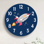Horloge Murale "Fusée Spatiale" – Bois Massif & Quartz Super Silencieux - Vignette | La Belle Horloge