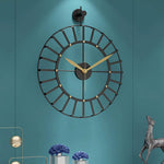 Horloge Murale Fer Forgé Noir 50 cm – Aiguilles Dorées, Design Épuré Silencieux - Vignette | La Belle Horloge