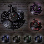 Horloge Murale "American Chopper" – Vinyle Recyclé & Design Moto Custom - Vignette | La Belle Horloge