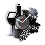 Horloge murale vinyle bouteille de vin — découpe laser, silencieuse - Vignette | La Belle Horloge