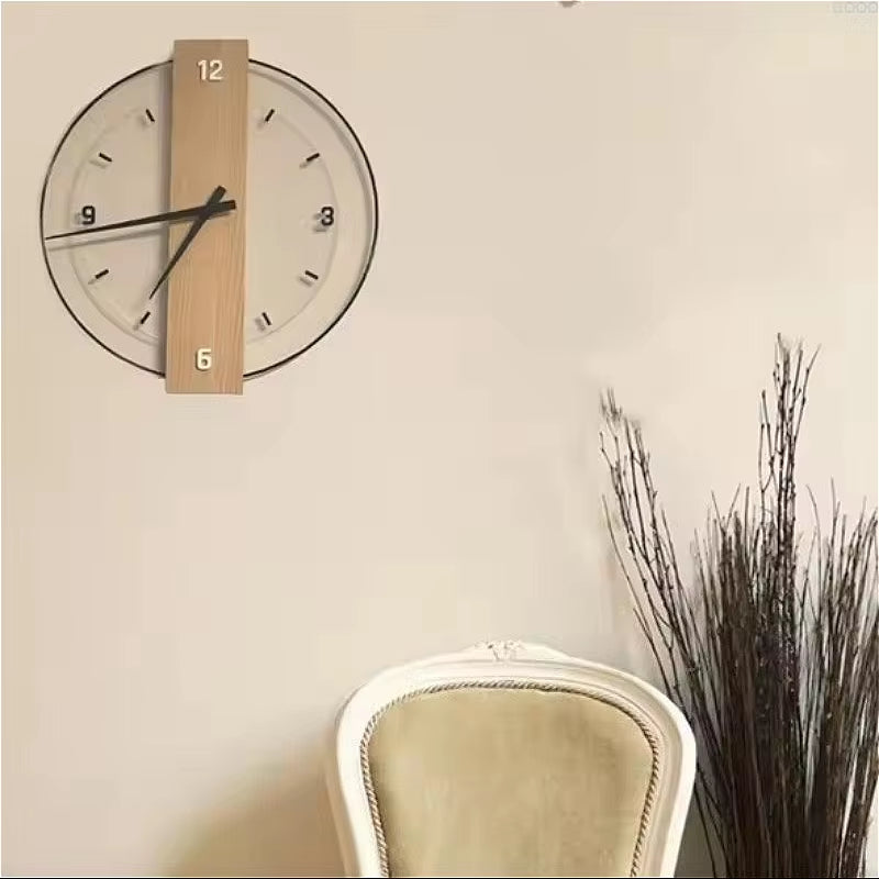 Modern Scandinavian Simple Wall Clock Bedroom Living Room Personality Wood Square Practical Mute Circle Creative Decoration