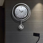 Horloge "Circular Hollow Swinging" – Design Pendulaire & Chic Moderne - Vignette | La Belle Horloge