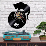 Horloge Murale "Chat Malicieux" – Vinyle Recyclé & Design Silhouette Original - Vignette | La Belle Horloge