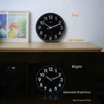 Horloge Murale LED Silencieuse Capteur Lumière – Chambre Nuit Automatique - Vignette | La Belle Horloge