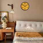 Horloge Murale "Solaire" – Design Graphique Jaune & Style Rétro Moderne - Vignette | La Belle Horloge