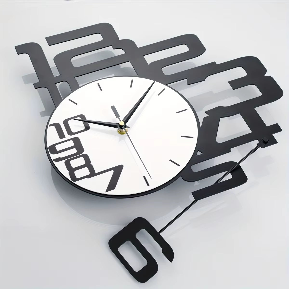 Silent Non-Ticking 1Pc Modern Minimalist Metal Wall Clock, Digital Display,For Christmas and Halloween Decorations,Gift