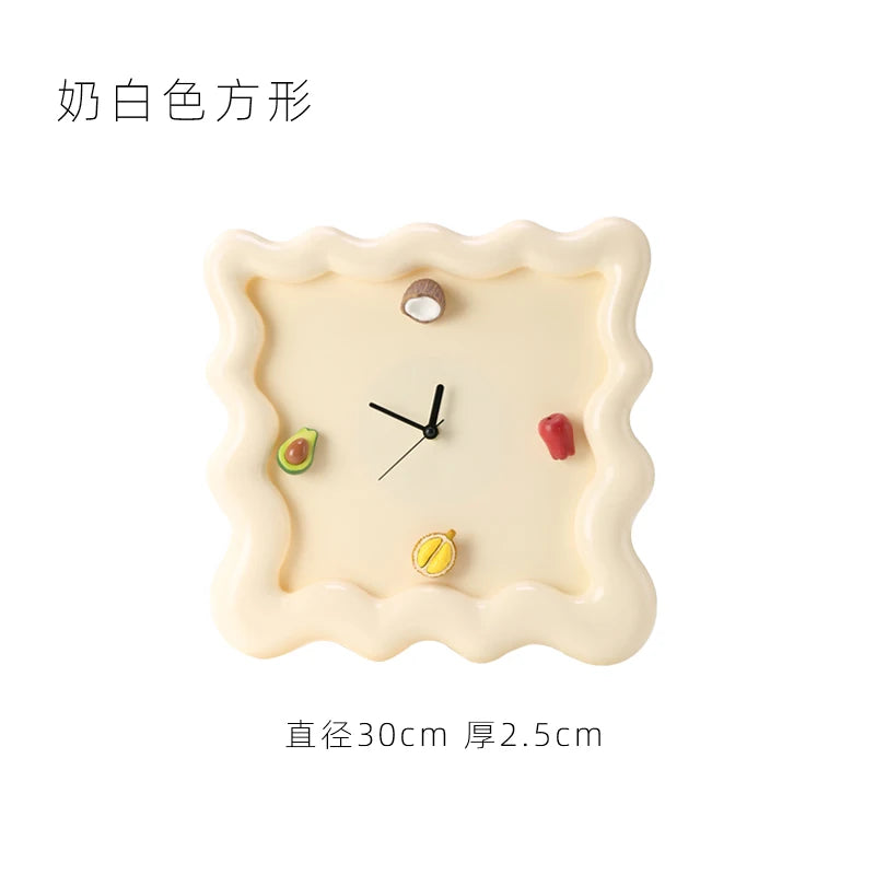 【Epeiushome】Ameublement Horloge Murale De Style Crème