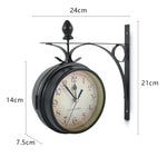 Horloge de Gare Double Face Rétro Vintage avec Potence - Vignette | La Belle Horloge