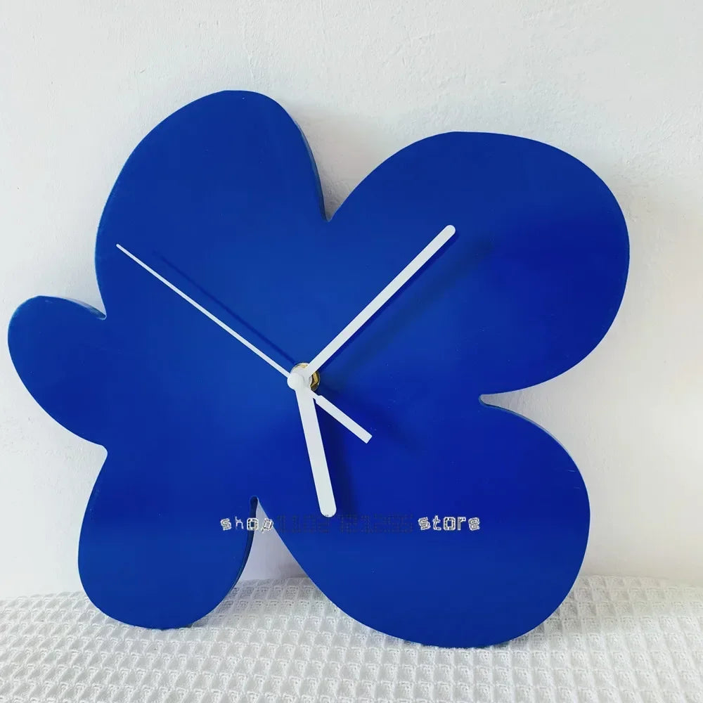 INS Retro Klein Blue Wall Clock Flower Shape Silent Mute Clocks Nordic Studio Home Decor Figurines Desktop Ornaments Photo Props