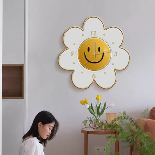 Luminous Sunflower Cartoon Silent Decorative Wall Clock Living Room Children'S Room Office Decorative Wall Clock