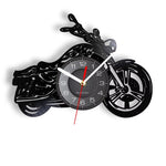 Horloge Murale "American Chopper" – Vinyle Recyclé & Design Moto Custom - Vignette | La Belle Horloge