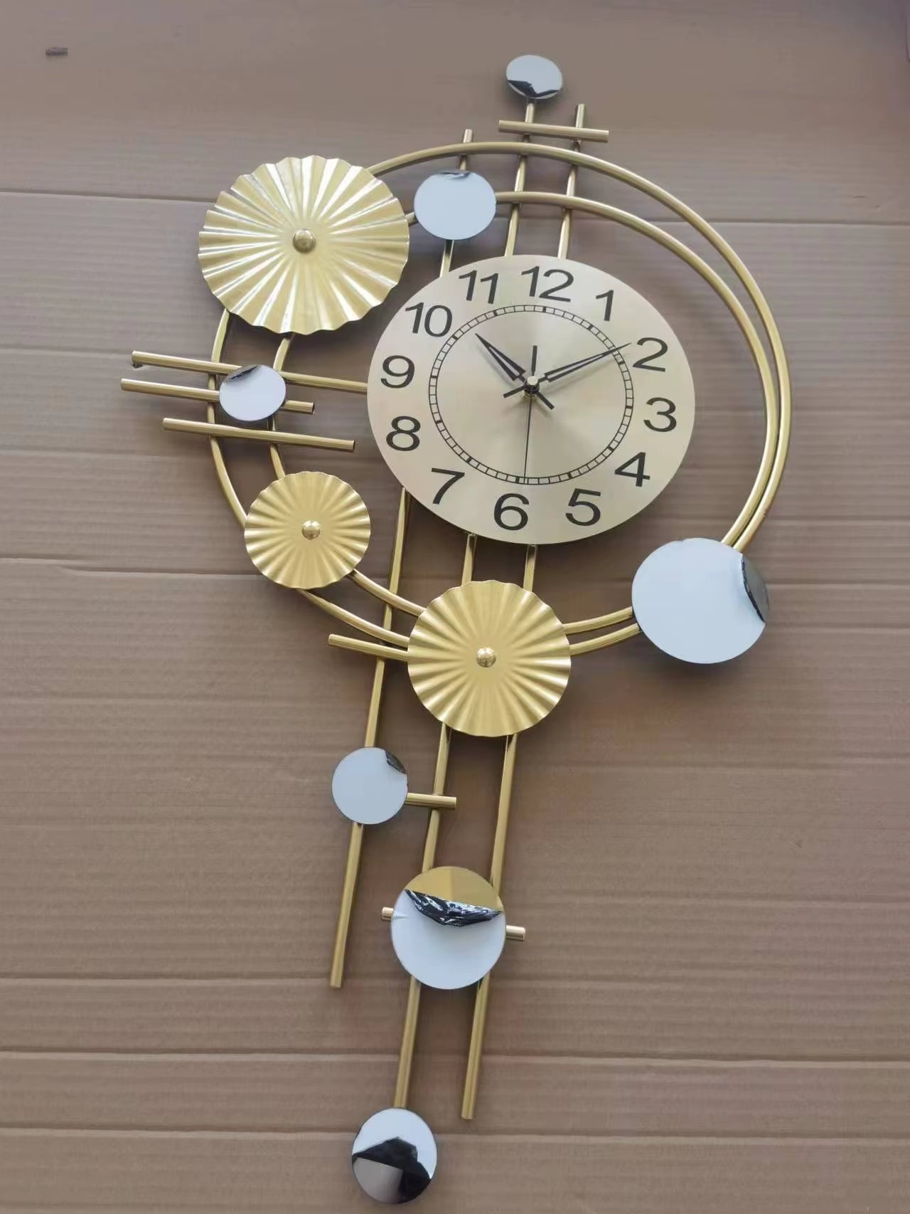 2025 New Large Wrought Iron Wall Clock European Home Study Bedroom Background Wall Decoration Living Room Silent Quartz Clocks