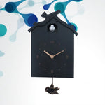 Horloge Murale "Classic Cuckoo House" – Bois Massif, Carillon & Pendule Swing - Vignette | La Belle Horloge