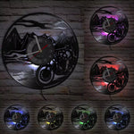 Horloge Murale "American Chopper" – Vinyle Recyclé & Design Moto Custom - Vignette | La Belle Horloge