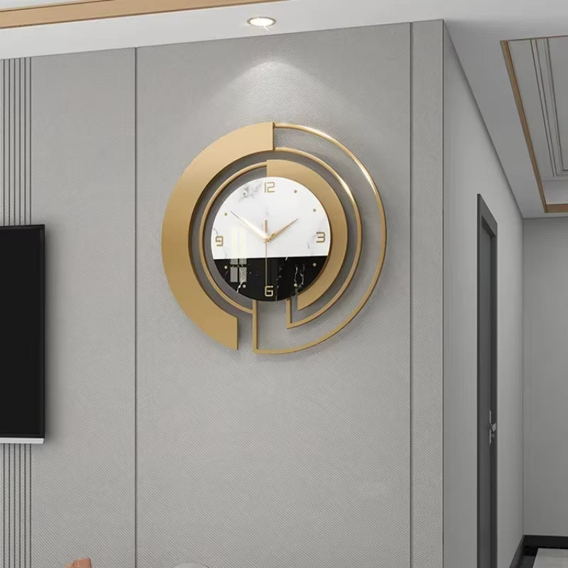 Nordic Light Luxury Metal Wall Clock Fashion Design Large Home Decoration Pendant Clock Hotel Living Room Wall Hanging Clock