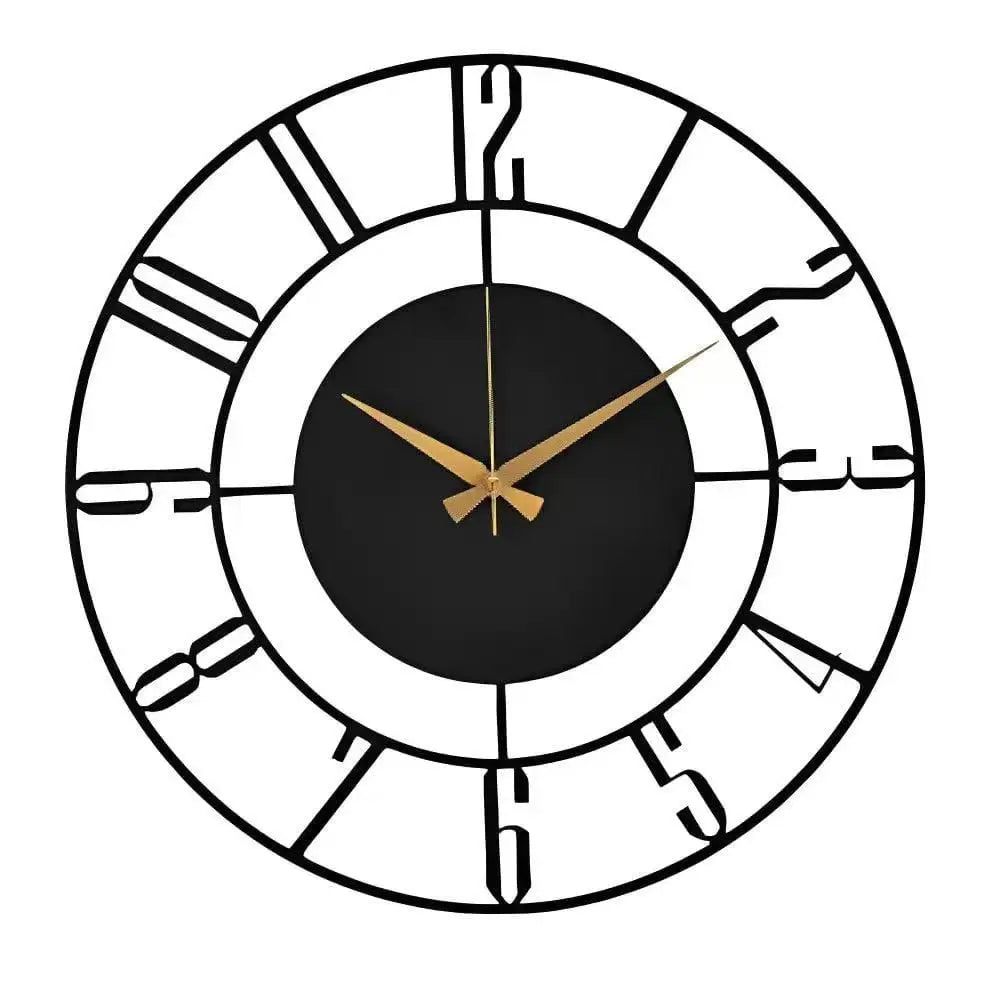 Horloge murale industrielle en métal au design minimaliste avec cadran noir central et aiguilles dorées, idéale pour une décoration moderne